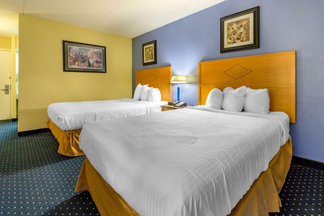 Aire Hotel Lebanon Hershey Екстериор снимка