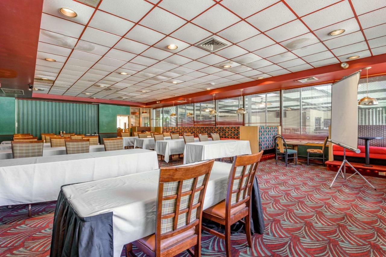 Aire Hotel Lebanon Hershey Екстериор снимка