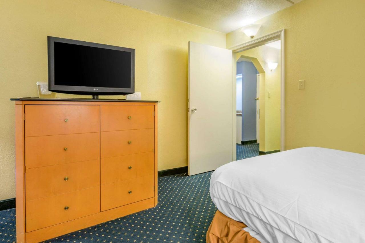 Aire Hotel Lebanon Hershey Екстериор снимка